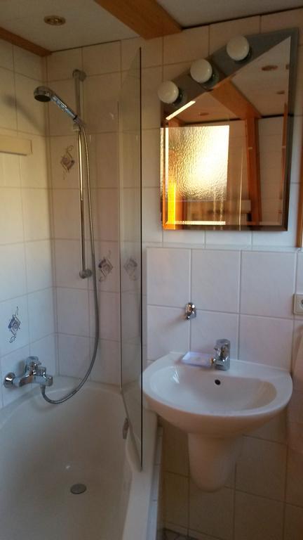 Nurdachhaus Ferienpark Schellbron Schellbronn Номер фото